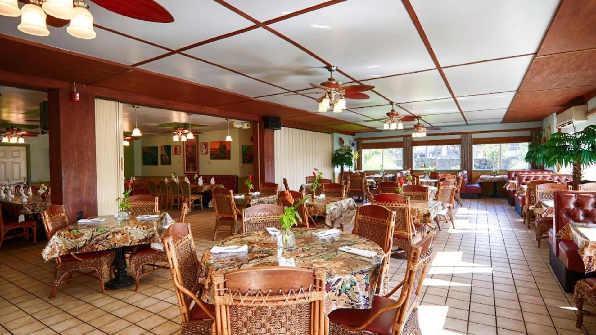 ***  Maui Seaside Hotel Kahului United States